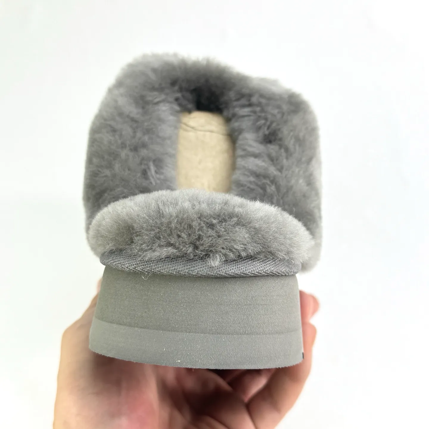 Self-pickup 💰400 2550 Thick-soled wool slippers (star slippers plus version) Comfortable toe-toe style, can be worn at home, wool slippers can be worn outside, cow split upper, Longfeng moccasin wool lining, original three-layer combination outsole, light and comfortable on the foot, only the top version, oil edge craftsmanship is exquisite! Color: maroon gray sand antelope brown black code number: 35-41